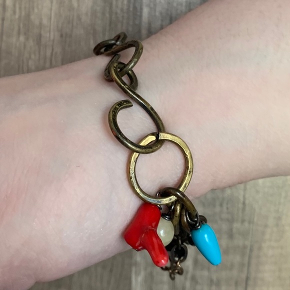 Bracelet handmade with multiple chains and beads - Picture 4 of 8